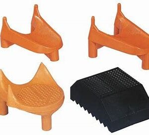 FOOTBALL KICKING TEE